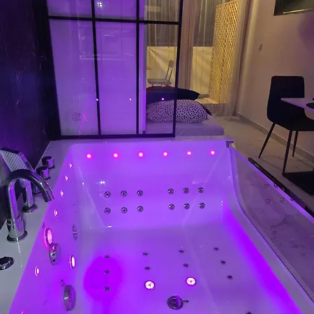Jacuzzi Centrum *