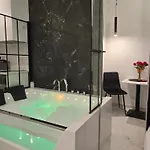 Jacuzzi Centrum Apartamento Varsovia