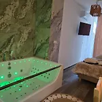 Jacuzzi Centrum Appartamento *