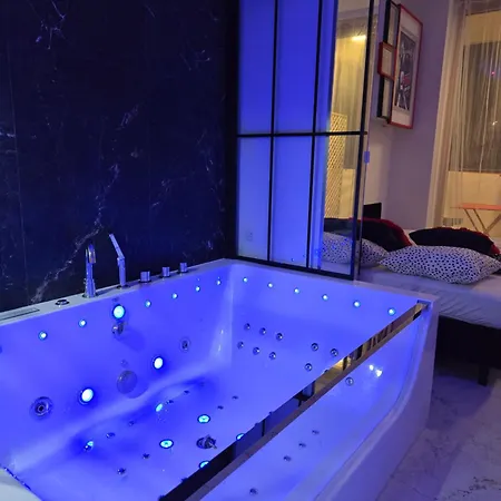 Appartement Jacuzzi Centrum Varsovie