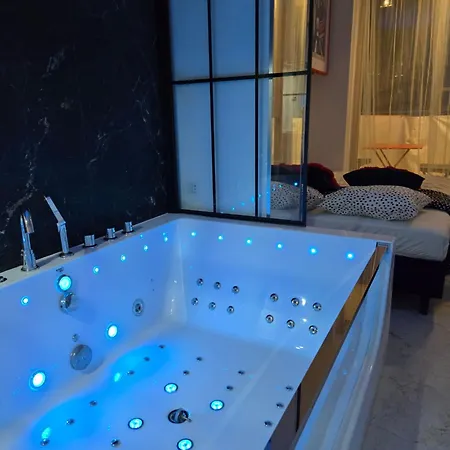 Jacuzzi Centrum Apartamento *