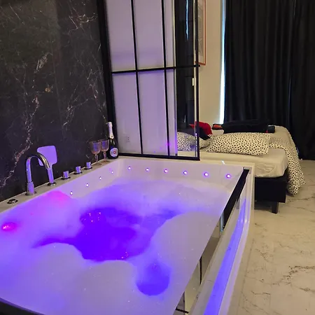 Jacuzzi Centrum * Varsovie