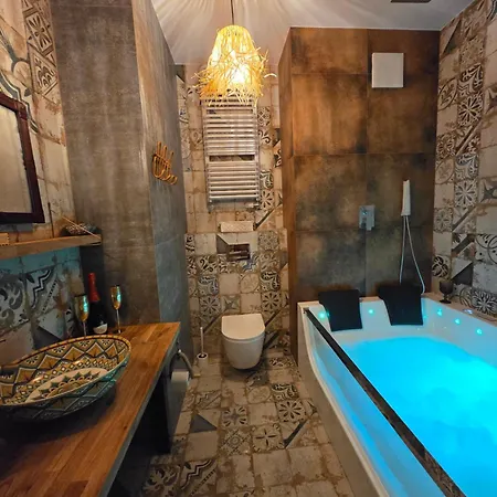 Jacuzzi Centrum Appartement Warschau